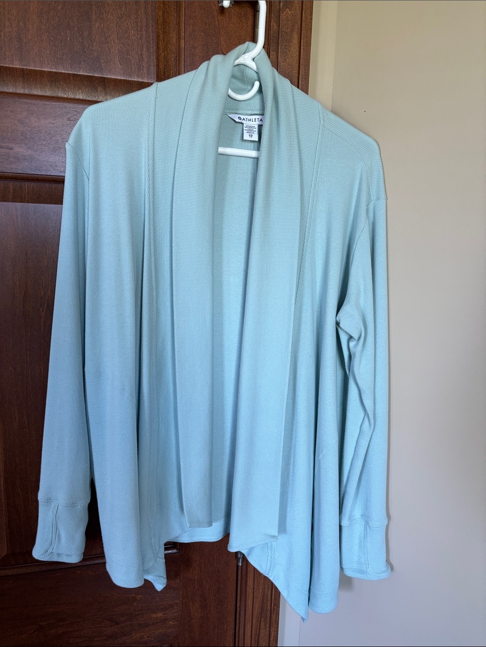 Athleta pranyama wrap